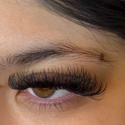Eye lash Extensions 
