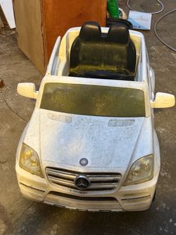 🚗 Mercedes-Benz GL450 Kids 12V Electric Ride-On SUV Car (White)