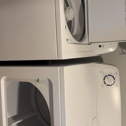 Amana Washer & Dryer set 