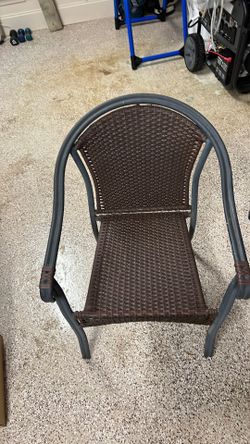 Outdoor table and chairs