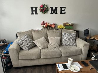 3 Piece Living Room Set : Sofa, Loveseat & Chair