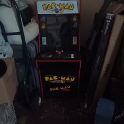 Pac Man Arcade 