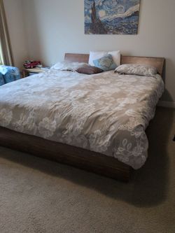King bed with storage