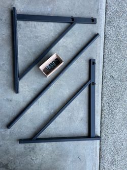 Pull up bar - wall mount