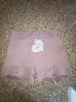 Noely bbl shorts