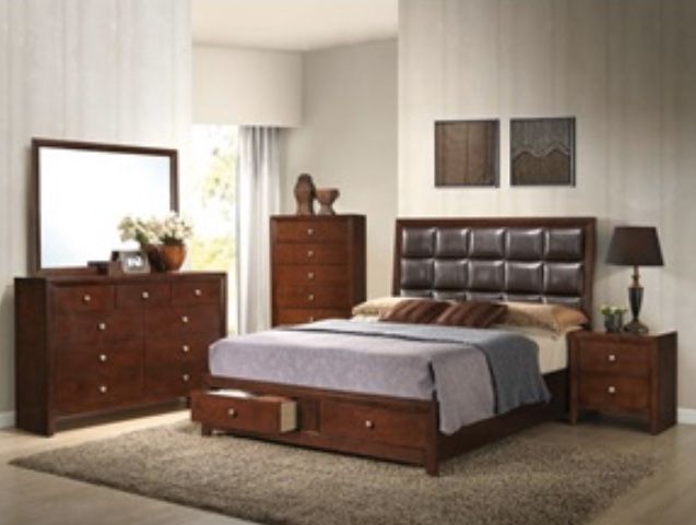 Queen Bed Set 4 PCS in Special offer in 45701 Highway 27 N Davenport Fl 33897
