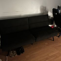 Black Futon 