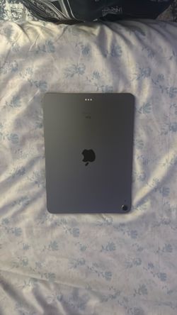 iPad Air 4th generation broken screen though a2316