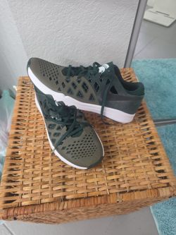 Nike Train Speed 4 Amp Michigan State Spartans Shoes men's 10 never worn