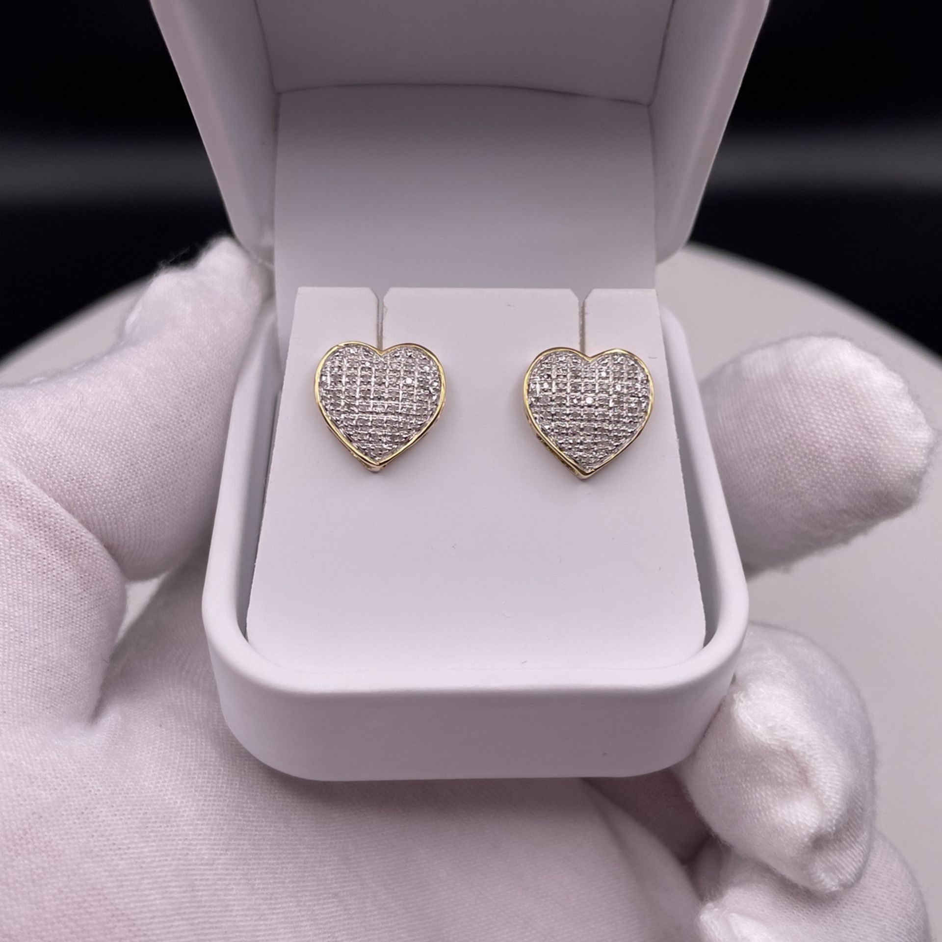 10K 0.20CTW Diamond Heart Dome Earrings 
