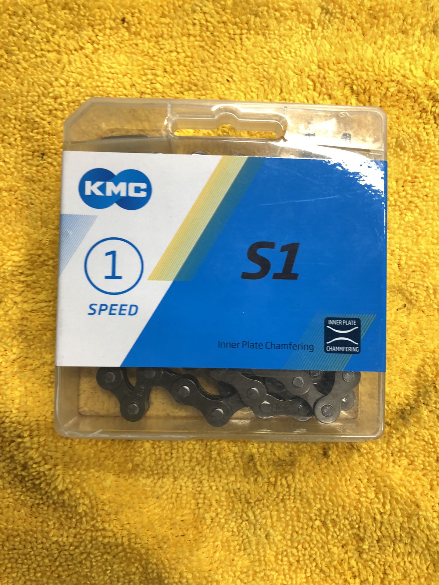 Brand New Silver KMC chain 1/2” x 1/8”
