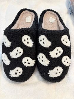 Ghost Print Fuzzy Slip-On Slippers