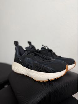 Under Armour HOVR Running Shoes Women’s Size 9 Men’s US Size 7.5– Like New