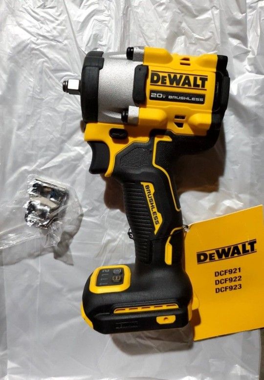 NEw, NUEVO, DEWALT ATOMIC 20-Volt MAX Cordless Brushless 3/8 in. Impact Wrench (Tool-Only