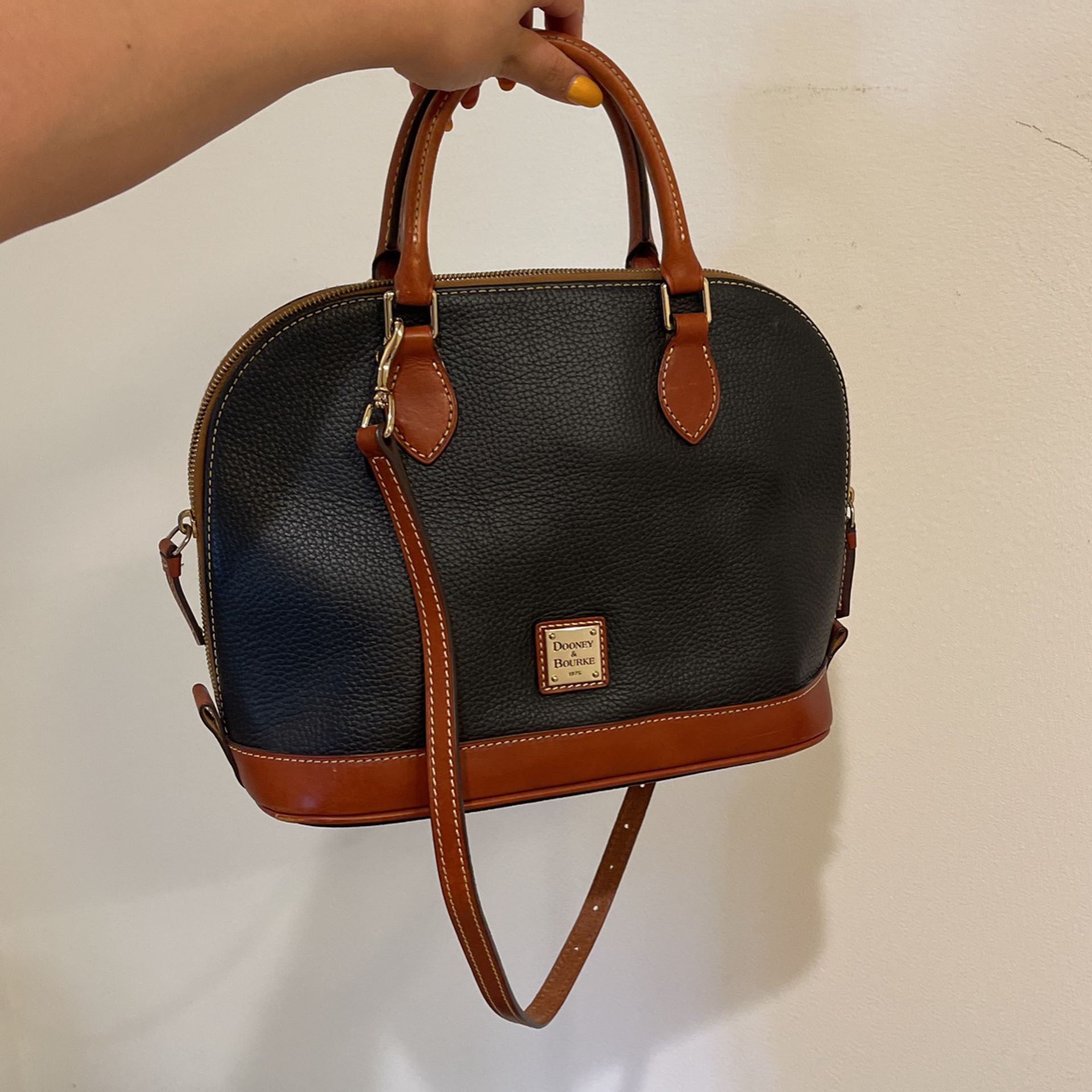 Dooney And Burke Leather Purse With Strap