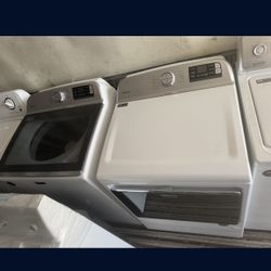 Maytag Washer & Dryer / Lavadora Y Secadora 