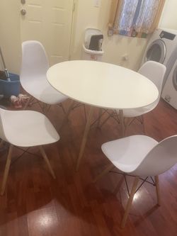 Kitchen Table and Chairs