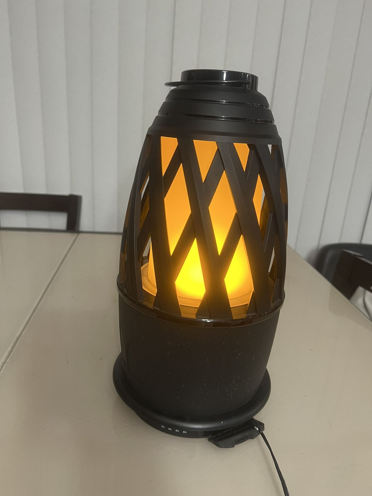 Monster Flame 2 Indoor/Outdoor Portable Speaker,Flame Effect Waterproof. Bad batteries, the rechargeable batteries needs replacing. Used in good cond