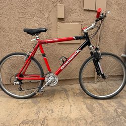 Diamondback Response Sport Hybrid Road Trail Bike Shimano Acera Super Light  Fully tuned, dialed in and ready to ride, it does not need anything. Pick