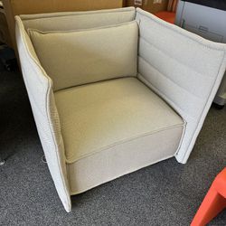 Cubicle chair & Ottoman (SERIOUS BUYERS ONLY)