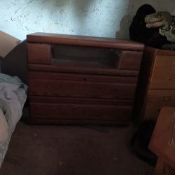 Dresser/ Desk 