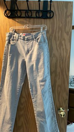 Women's gray jeans