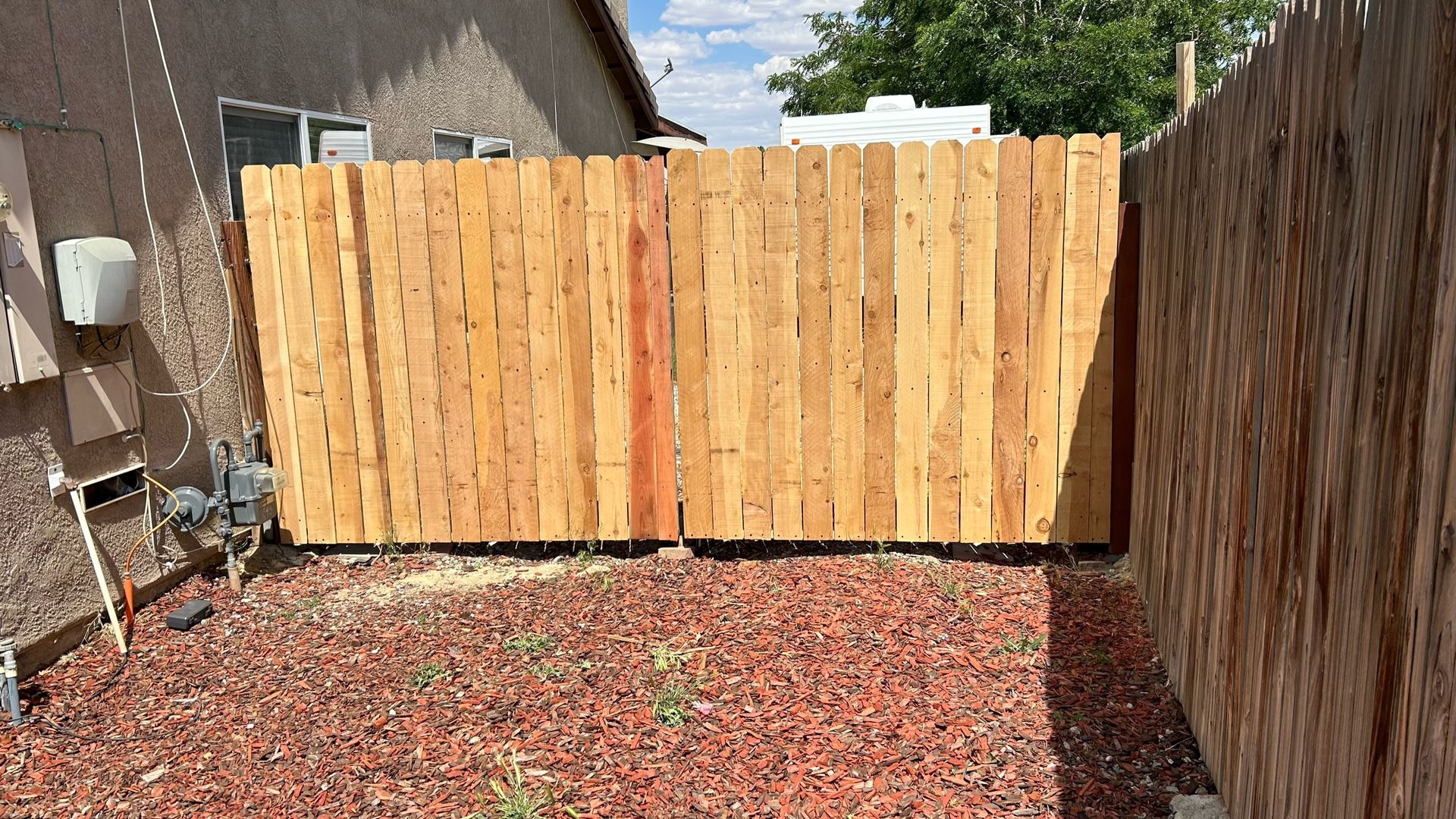 Cedar Vs Redwood Fence