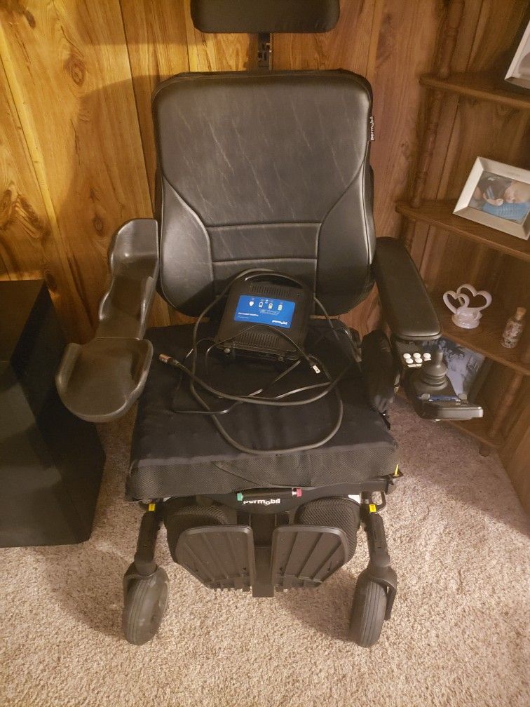 Electric Wheelchair