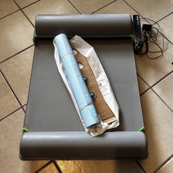 Brilliant Pad Smart with WiFi and 1 Roll of Pad