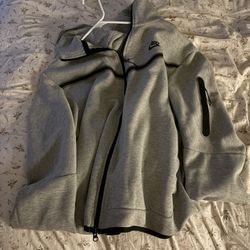 Men’s Nike Tech XL