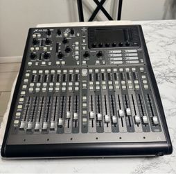 Behringer X32 Producer
