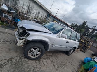 Parting out 1999 Honda CRV parts