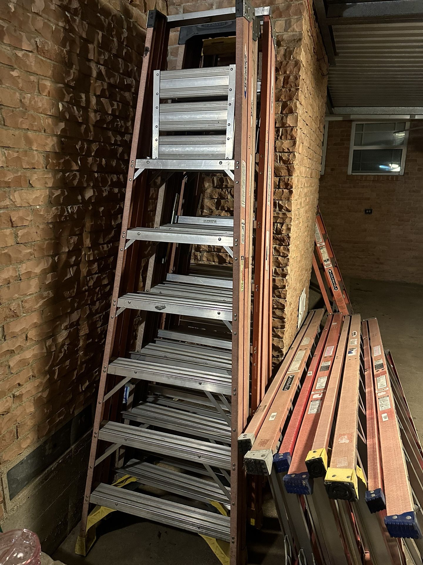 Ladder Ladders 8ft And 10ft