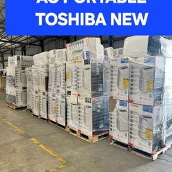 AIR CONDITIONER PORTABLE TOSHIBA NEW IN BOX,6000 BTU FOR ROOM 350 SQ FT,3IN1 COMES WITH ALL ACCESSORIES FIR ANY QUESTION TEXT ME PLEASE 