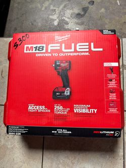 MILWAUKEE IMPACT  3/8”  COMBO KIT