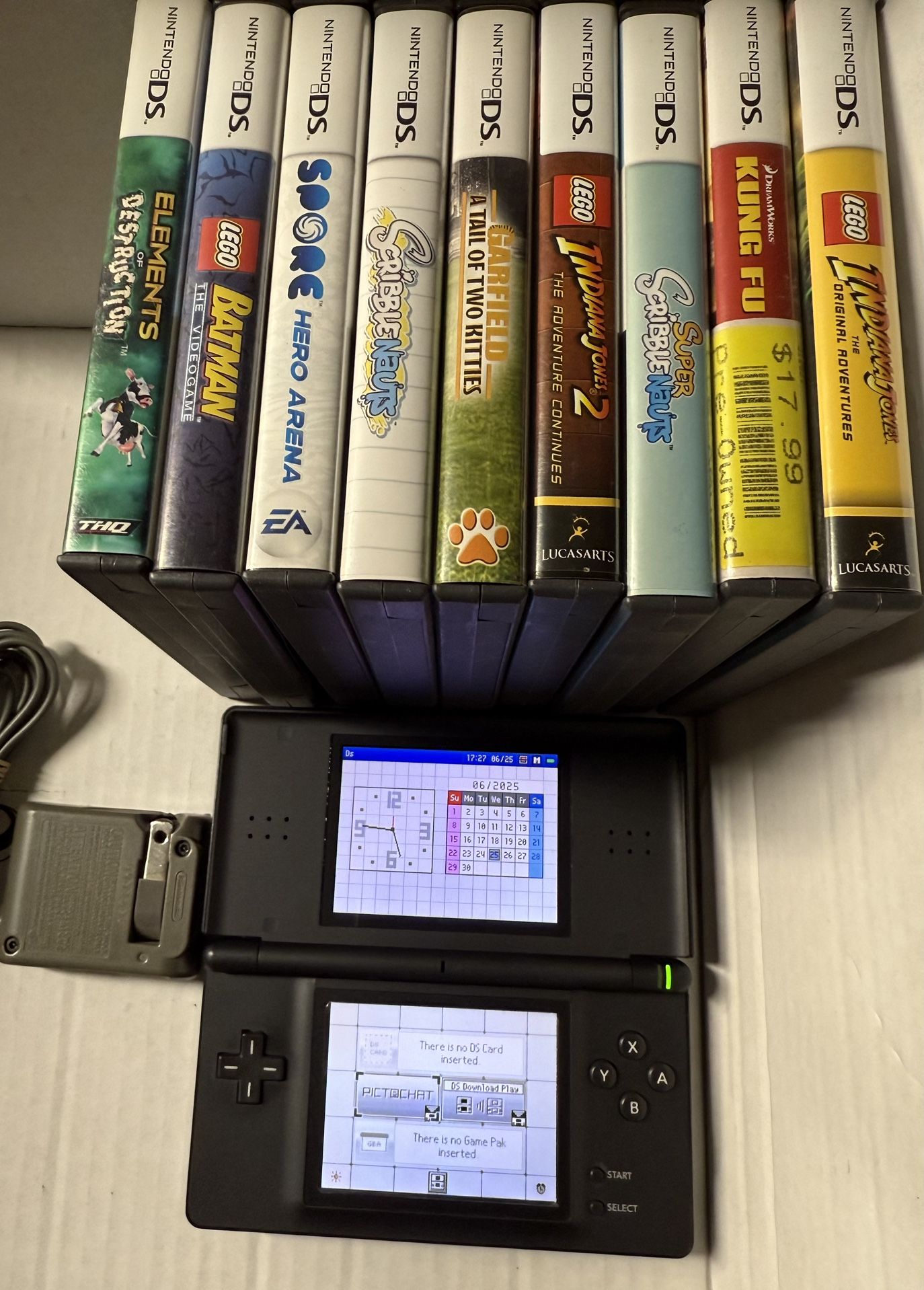 Nintendo Ds Lite Complete With Charger And Games Plays Gameboy Advance Games