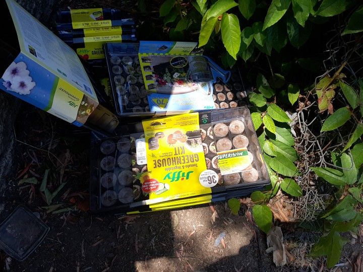 Jiffy Green House Kit 16/36/ 27 Peat Pellets