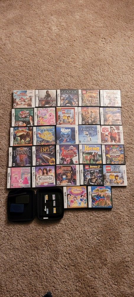 Nintendo DS Games + Case