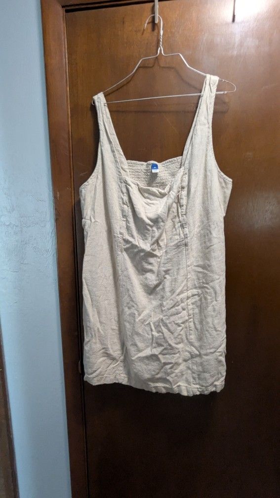 Woman's Linen Dress