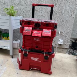 Milwaukee PACKOUT Rolling Tool Box Set (Brand New)
