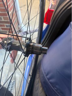 Carbon fiber rear road bike wheel
