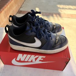 Nike Court Borough Low 2 ‘Midnight Navy’ – Size 5Y