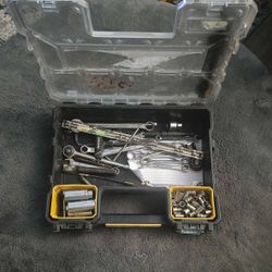 Sockets Wrenches With Tool Box