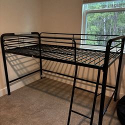 Bunk Bed With Matress