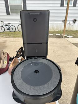 iRobot Roomba i3