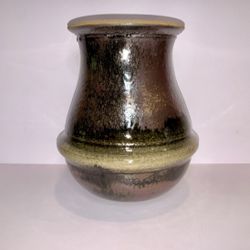 Hand Made Studio Pottery, Upright Flower VASE, Topsy Turvy Rounded Base, Glaze