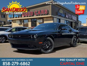 2020 Dodge Challenger SXT, Backup Camera, Push Start,