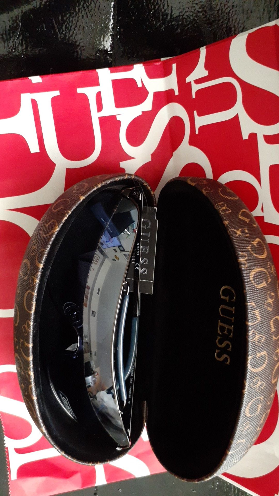 Guess Glasses with case New,All Products : American Fashion Style Bags On Sale