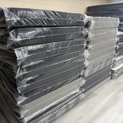 NEW FULL MATTRESS AND BOX SPRING 