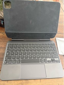 iPad Pro 11 inch Magic Keyboard